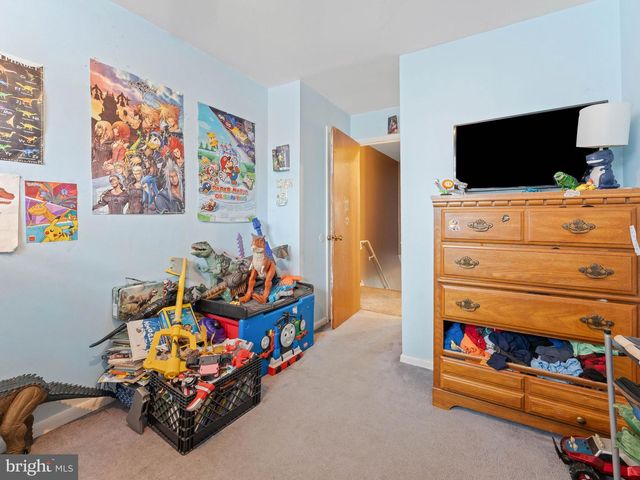 3414 HOLYOKE RD, Philadelphia, PA 19114