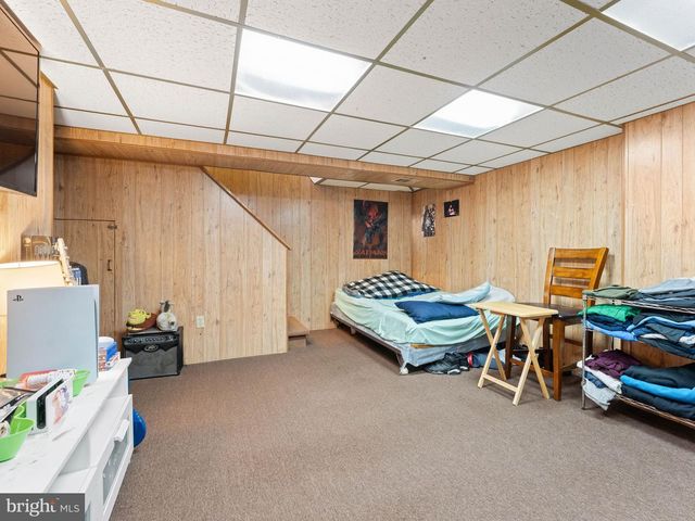 3414 HOLYOKE RD, Philadelphia, PA 19114