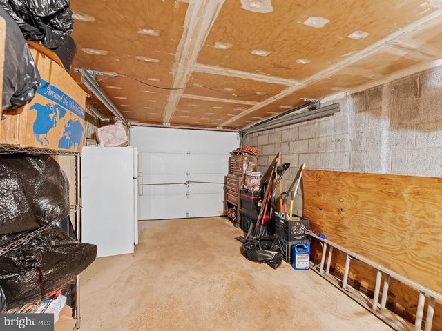 3414 HOLYOKE RD, Philadelphia, PA 19114
