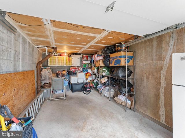 3414 HOLYOKE RD, Philadelphia, PA 19114