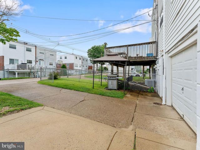 3414 HOLYOKE RD, Philadelphia, PA 19114