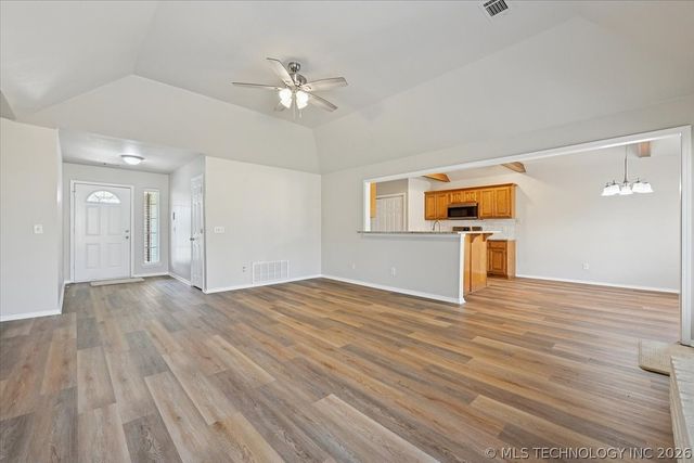 11721 S 104th East Avenue, Bixby, OK 74008