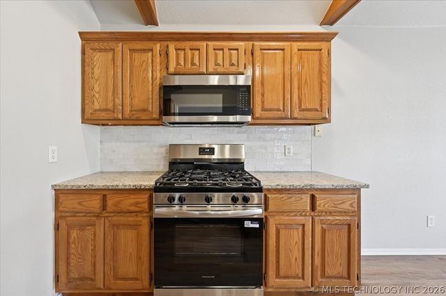 11721 S 104th East Avenue, Bixby, OK 74008