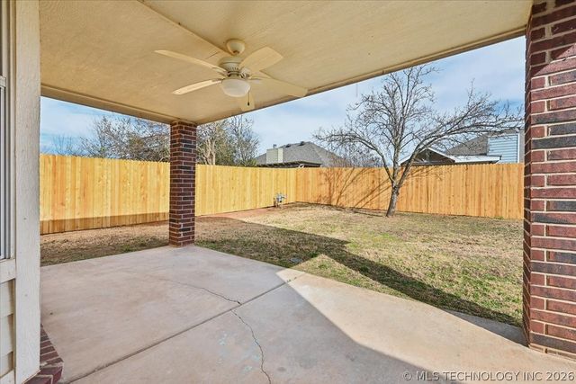 11721 S 104th East Avenue, Bixby, OK 74008