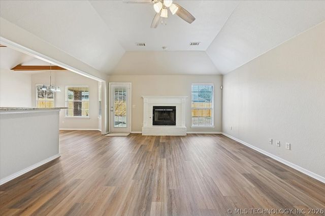 11721 S 104th East Avenue, Bixby, OK 74008