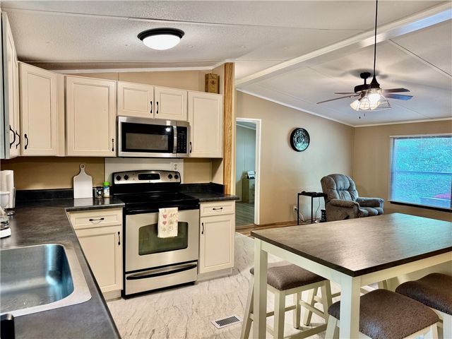 111 Marietta Drive, Westminster, SC 29693
