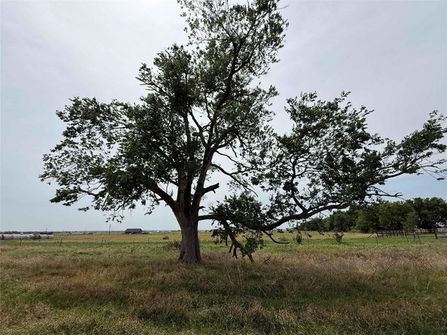 00 CR 129 RD, Marlin, TX 76661