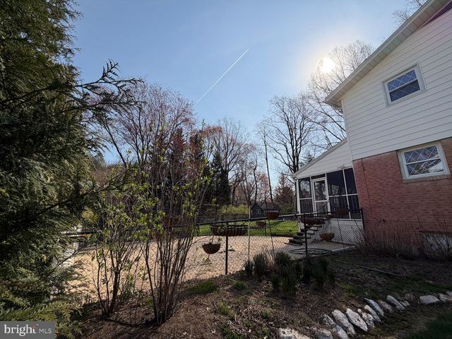 500 KRAMER DR SE, Vienna, VA 22180