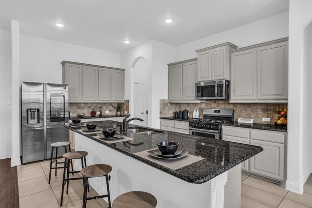 1130 Yukon Boulevard, Waxahachie, TX 75167