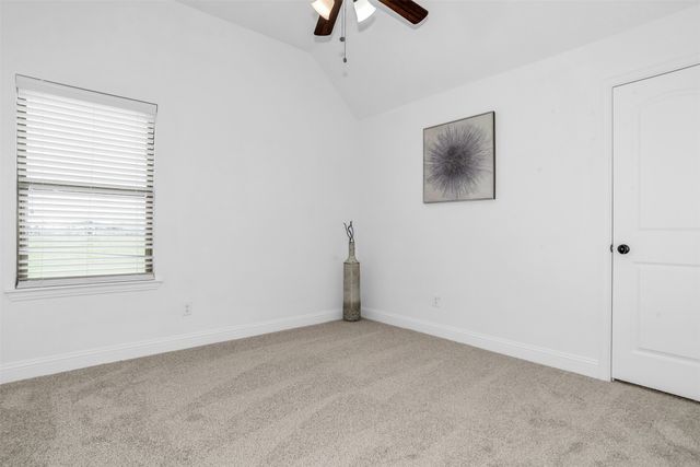 1130 Yukon Boulevard, Waxahachie, TX 75167