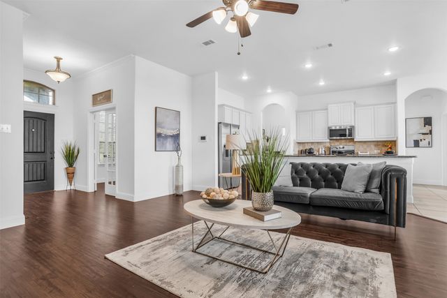 1130 Yukon Boulevard, Waxahachie, TX 75167