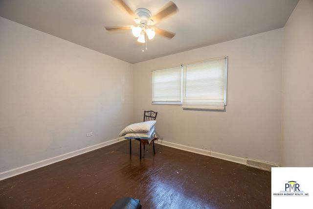 5750 S Lowe Avenue, Chicago, IL 60621