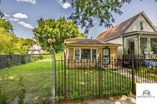 5750 S Lowe Avenue, Chicago, IL 60621