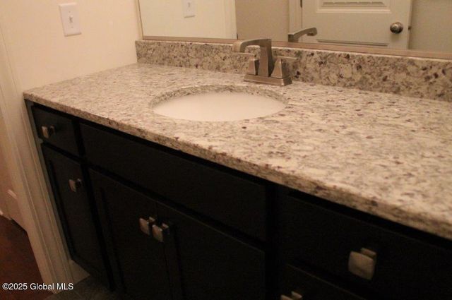 905 Ridge View Circle, Castleton-on-hudson, NY 12033