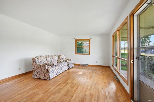24043 Sunnyside Avenue, Elkhart, IN 46516