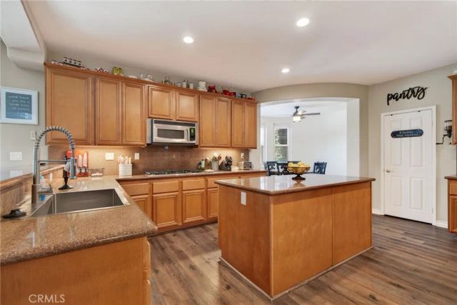 18397 Swallowtail Lane, Riverside, CA 92504