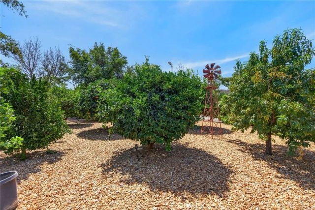 18397 Swallowtail Lane, Riverside, CA 92504