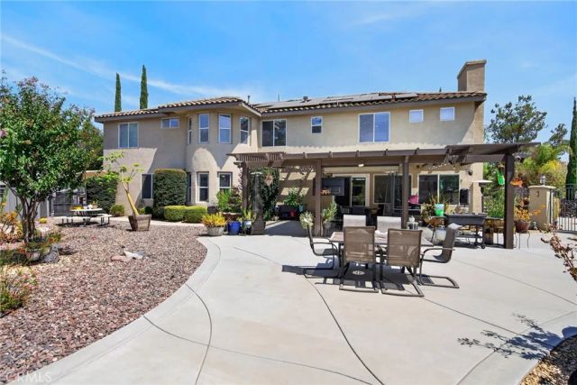 18397 Swallowtail Lane, Riverside, CA 92504