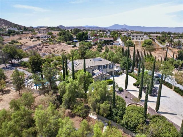 18397 Swallowtail Lane, Riverside, CA 92504