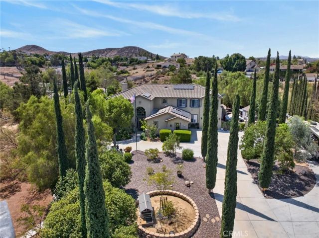 18397 Swallowtail Lane, Riverside, CA 92504