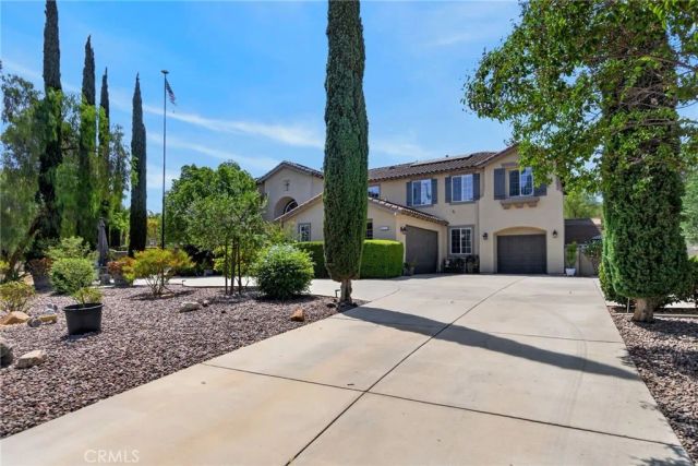18397 Swallowtail Lane, Riverside, CA 92504