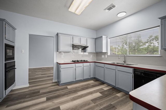 9366 Corner Oaks Lane, Houston, TX 77036