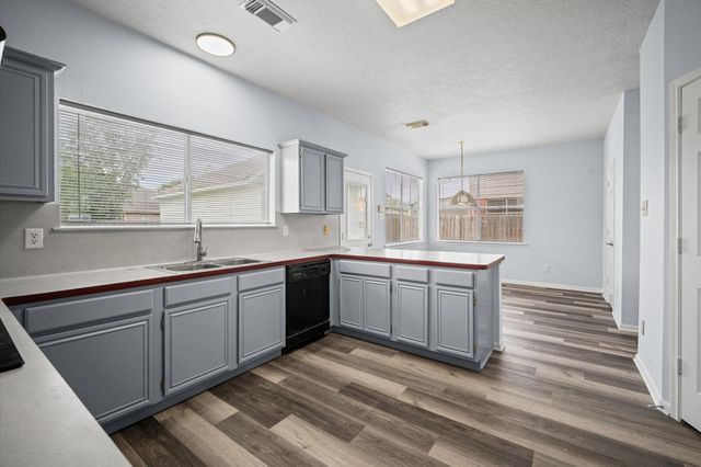 9366 Corner Oaks Lane, Houston, TX 77036