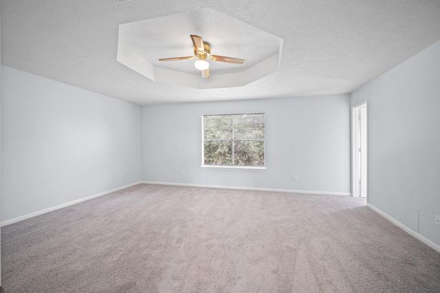 9366 Corner Oaks Lane, Houston, TX 77036
