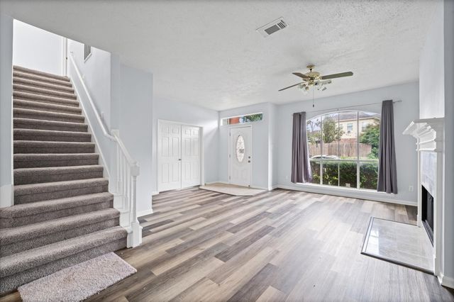 9366 Corner Oaks Lane, Houston, TX 77036