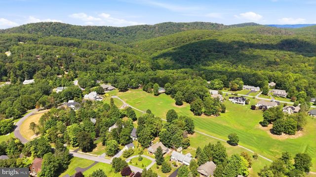 1530 WINTER CAMP TRL, Hedgesville, WV 25427