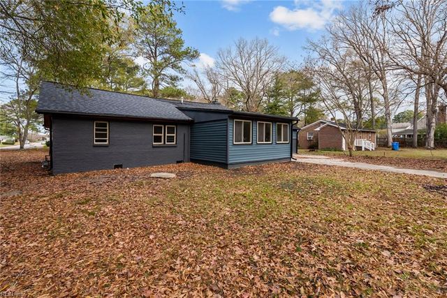 501 Fernwood Farms RD, Chesapeake, VA 23320