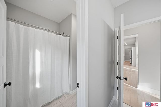 9650 Topher Boulevard, Lincoln, NE 68526