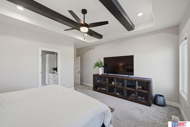 9650 Topher Boulevard, Lincoln, NE 68526