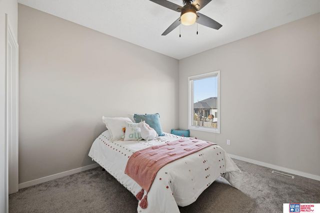 9650 Topher Boulevard, Lincoln, NE 68526