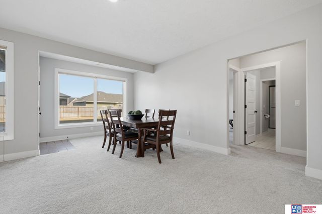 9650 Topher Boulevard, Lincoln, NE 68526