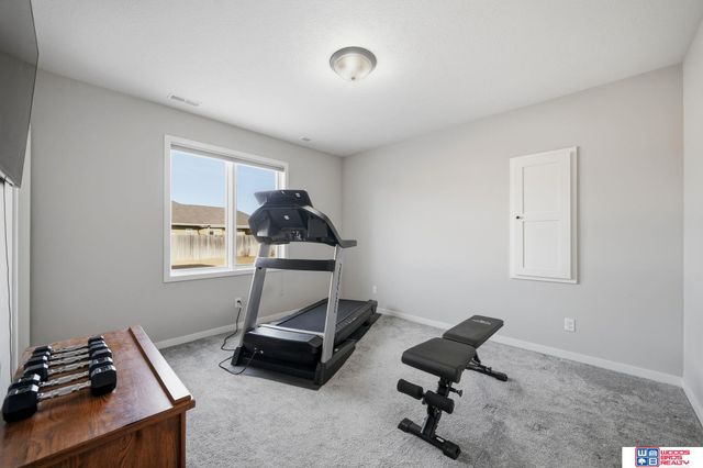 9650 Topher Boulevard, Lincoln, NE 68526