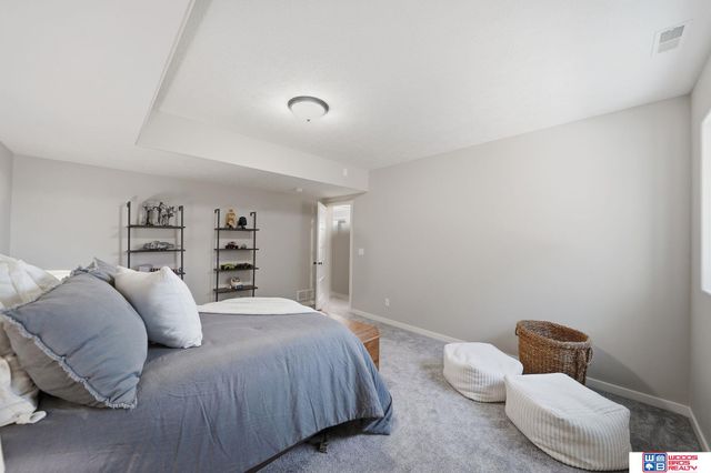 9650 Topher Boulevard, Lincoln, NE 68526