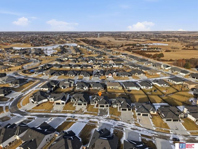 9650 Topher Boulevard, Lincoln, NE 68526