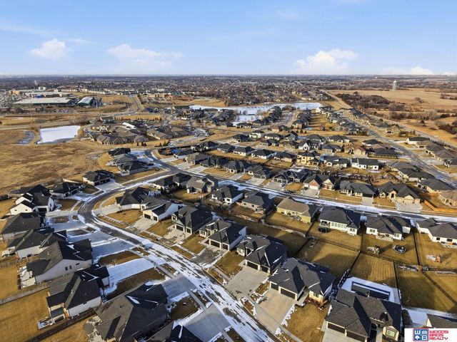 9650 Topher Boulevard, Lincoln, NE 68526