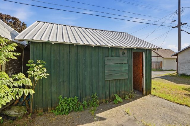 1133 W. Gordon Ave, Spokane, WA 99205