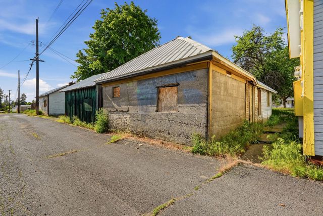 1133 W. Gordon Ave, Spokane, WA 99205