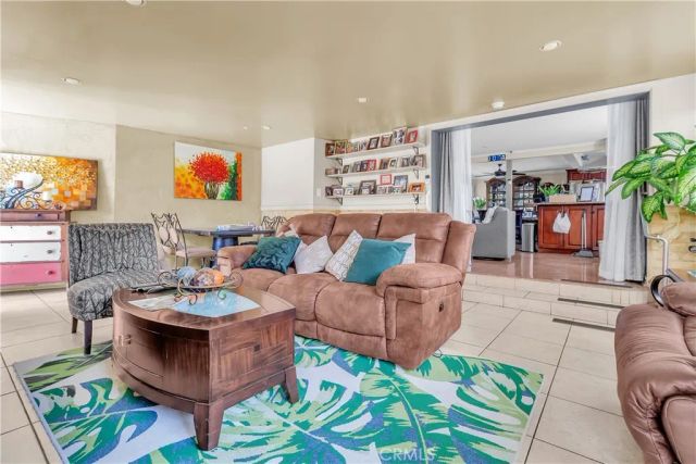 1140 Sturbridge, La Habra, CA 90631