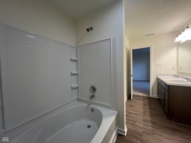 3629 Berkdale Drive, Columbus, IN 47203