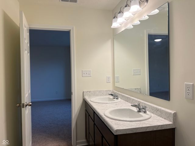 3629 Berkdale Drive, Columbus, IN 47203