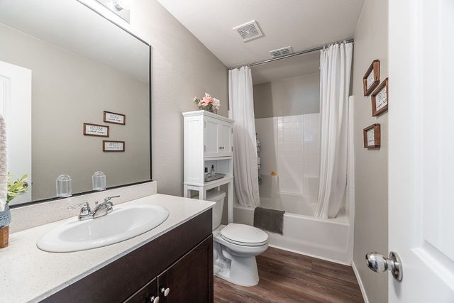 6805 Turtle Stream Drive, Fort Worth, TX 76179