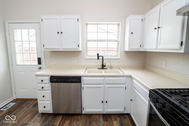 1311 Chesterfield Place, Anderson, IN 46012