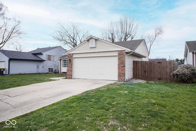 1311 Chesterfield Place, Anderson, IN 46012