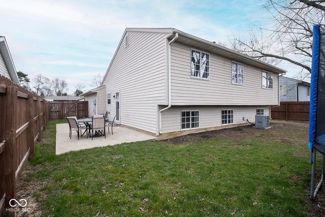 1311 Chesterfield Place, Anderson, IN 46012
