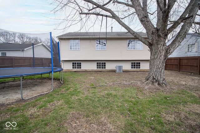 1311 Chesterfield Place, Anderson, IN 46012