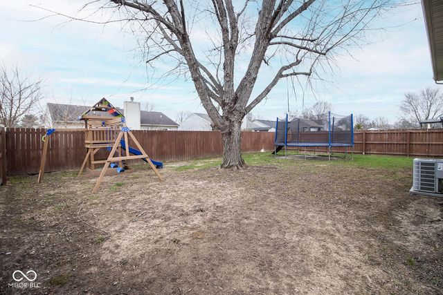 1311 Chesterfield Place, Anderson, IN 46012